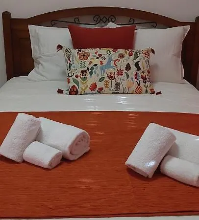 Apartman Oura Strip *