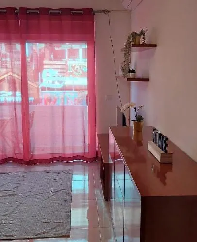 Oura Strip Apartamento Albufeira