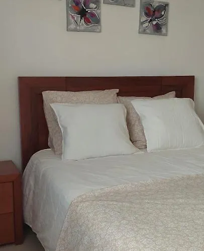 Oura Strip Apartamento