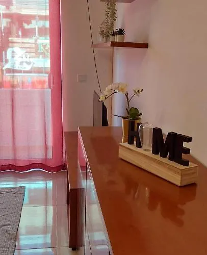 Oura Strip Albufeira